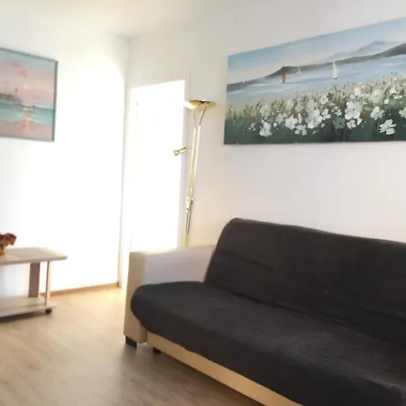Apartamento Cerca Del Centro Apartment *